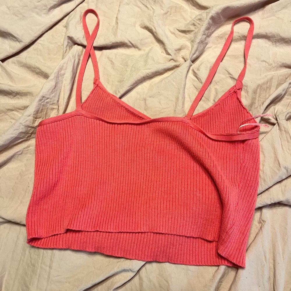 Pink Ribbed Knit Crop Top - Picture 2 of 3